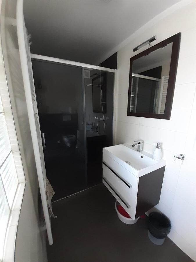 Apartment Adela Hluboká nad Vltavou Exteriör bild
